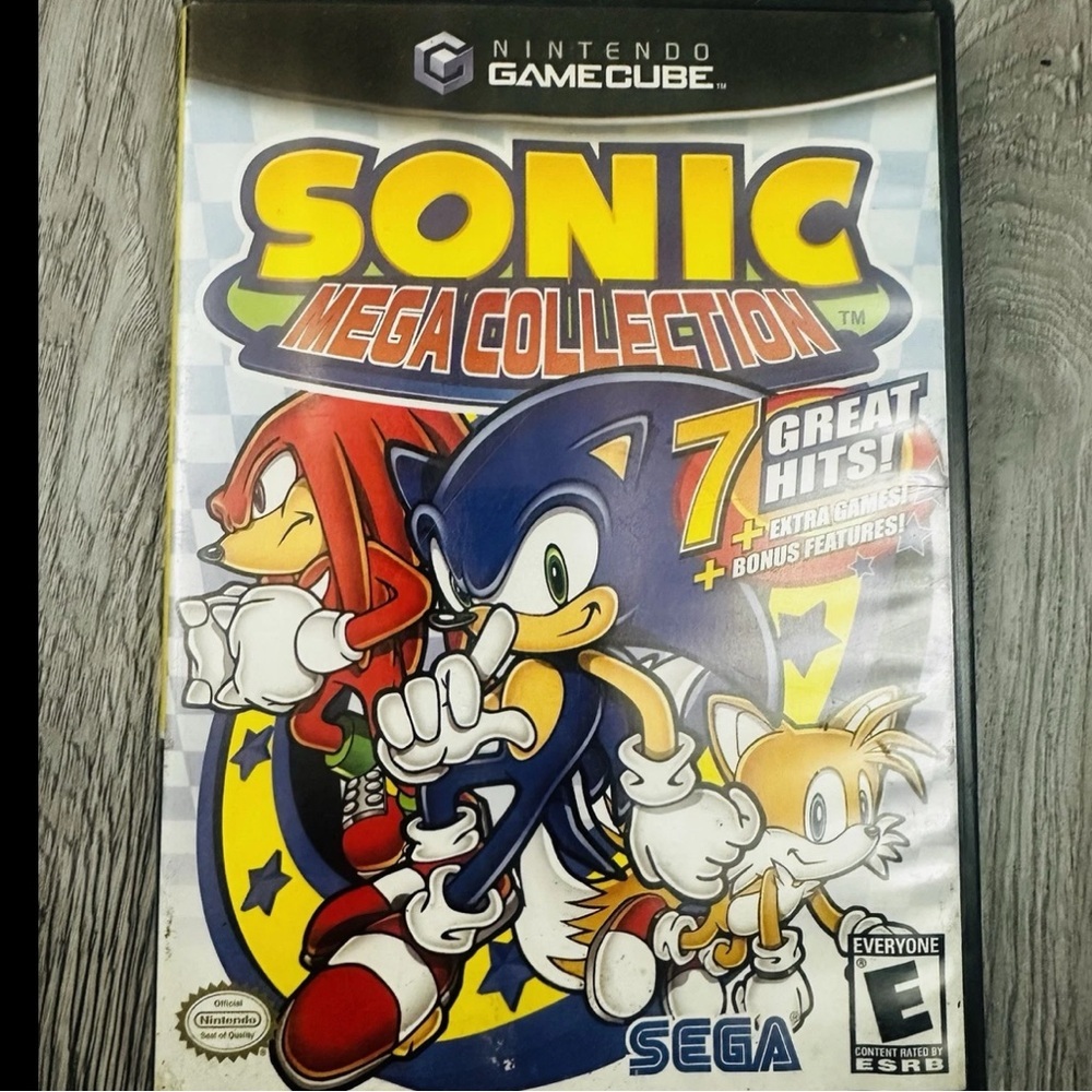 Sonic Mega‎ Collection Nintendo GameCube 2002 Disc Manual-Case Vintage Y2K Sega